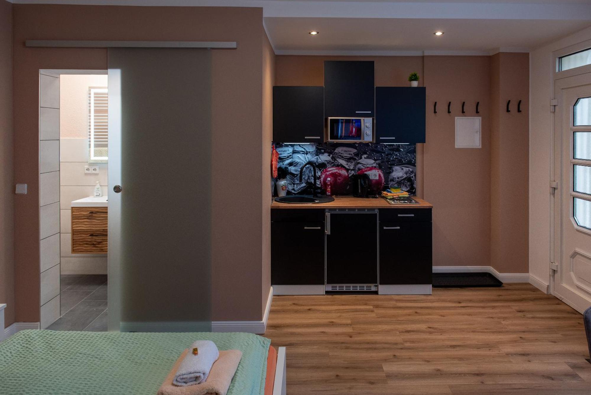 Top-Moderne Ferienwohnung Und Apartments Auf Frueherem Wunderschoenen Bauernhof Im Elbe-Elster-Kreis In Brandenburg Bei Herzberg-Elster, Schoenewalde, Holzdorf Exteriör bild
