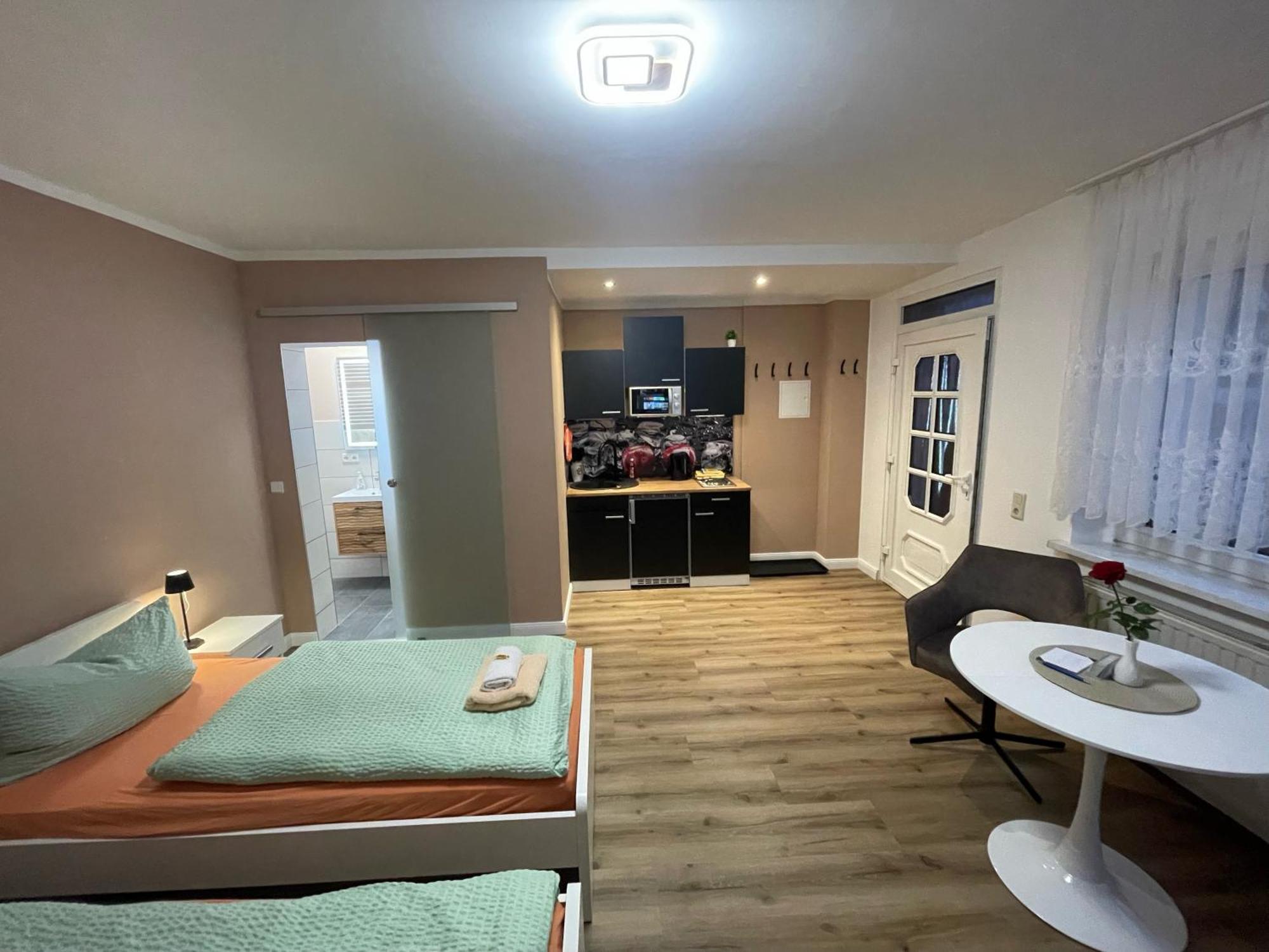 Top-Moderne Ferienwohnung Und Apartments Auf Frueherem Wunderschoenen Bauernhof Im Elbe-Elster-Kreis In Brandenburg Bei Herzberg-Elster, Schoenewalde, Holzdorf Exteriör bild